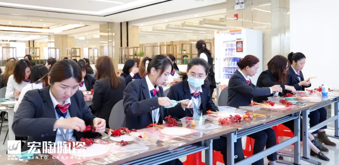 币游地砖永生花团扇手作学堂”运动